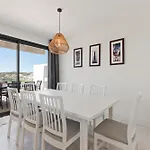 Penthouse Moderne Et Cosy Pour Vos Accessible A Pied Depuis La Lejlighed Estepona