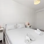 Lejlighed Penthouse Moderne Et Cosy Pour Vos Accessible A Pied Depuis La *