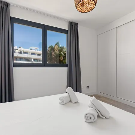 Appartamento Penthouse Moderne Et Cosy Pour Vos Accessible à Pied Depuis La