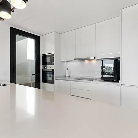 Penthouse Moderne Et Cosy Pour Vos Accessible à Pied Depuis La